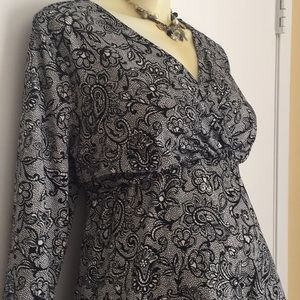 Oh Baby! By Motherhood Maternity | B & W blouse